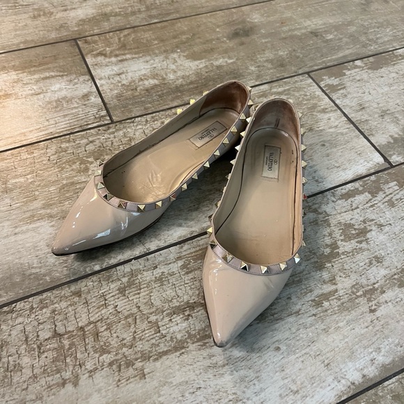 COPY - VALENTINO rockstud ballet flat - Picture 1 of 5